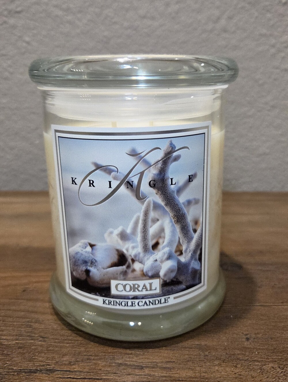 Kringle Candle Coral Medium 2 Wick New